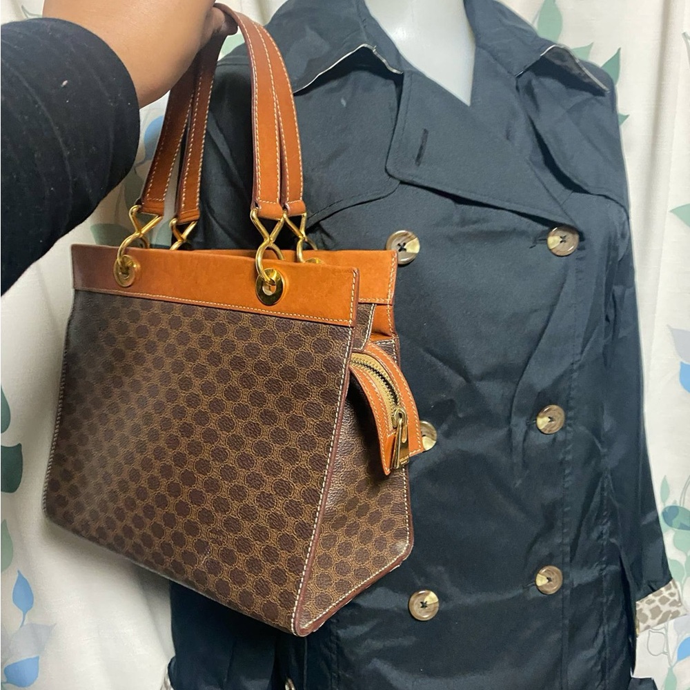 ❤️Celine Tan Leather Interior Handbag❤️